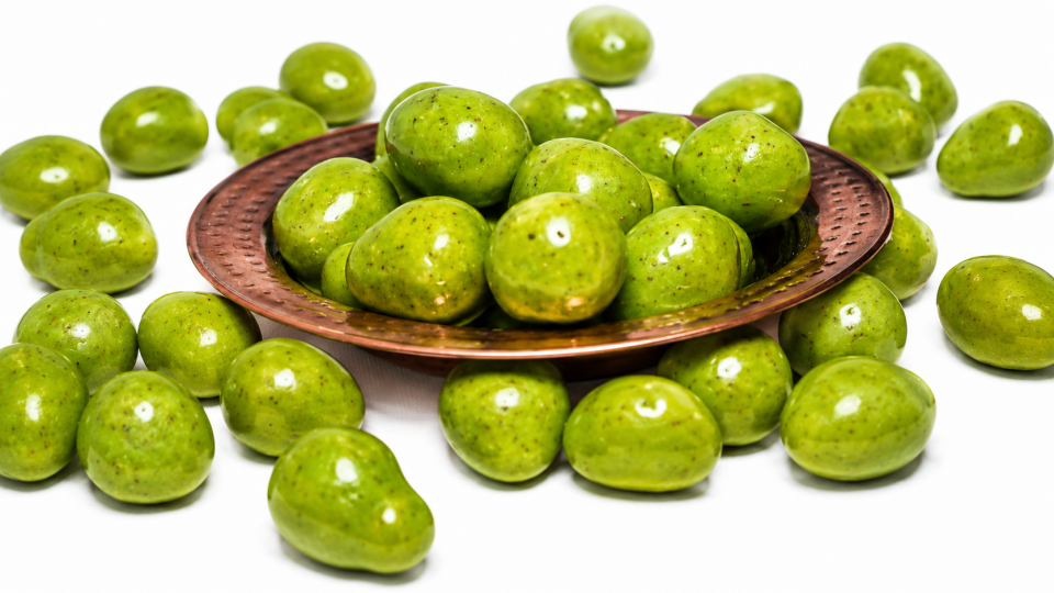 Matcha Kaplı Çilekli Draje
